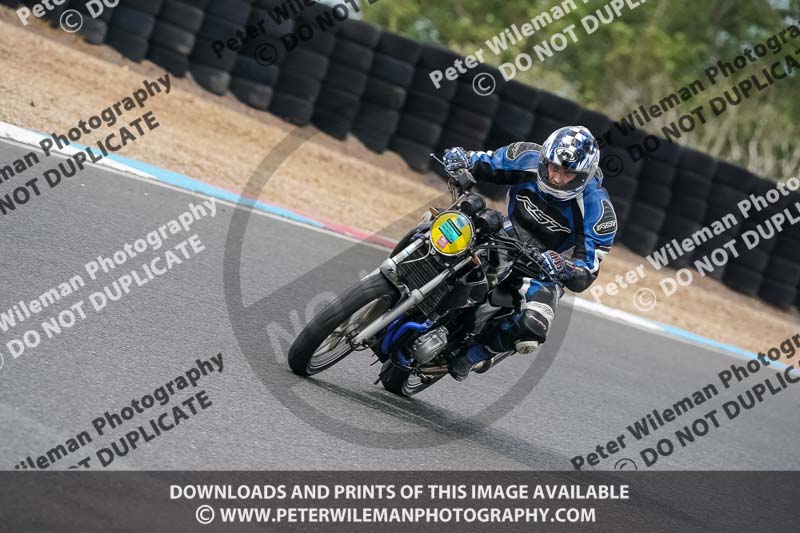 enduro digital images;event digital images;eventdigitalimages;mallory park;mallory park photographs;mallory park trackday;mallory park trackday photographs;no limits trackdays;peter wileman photography;racing digital images;trackday digital images;trackday photos